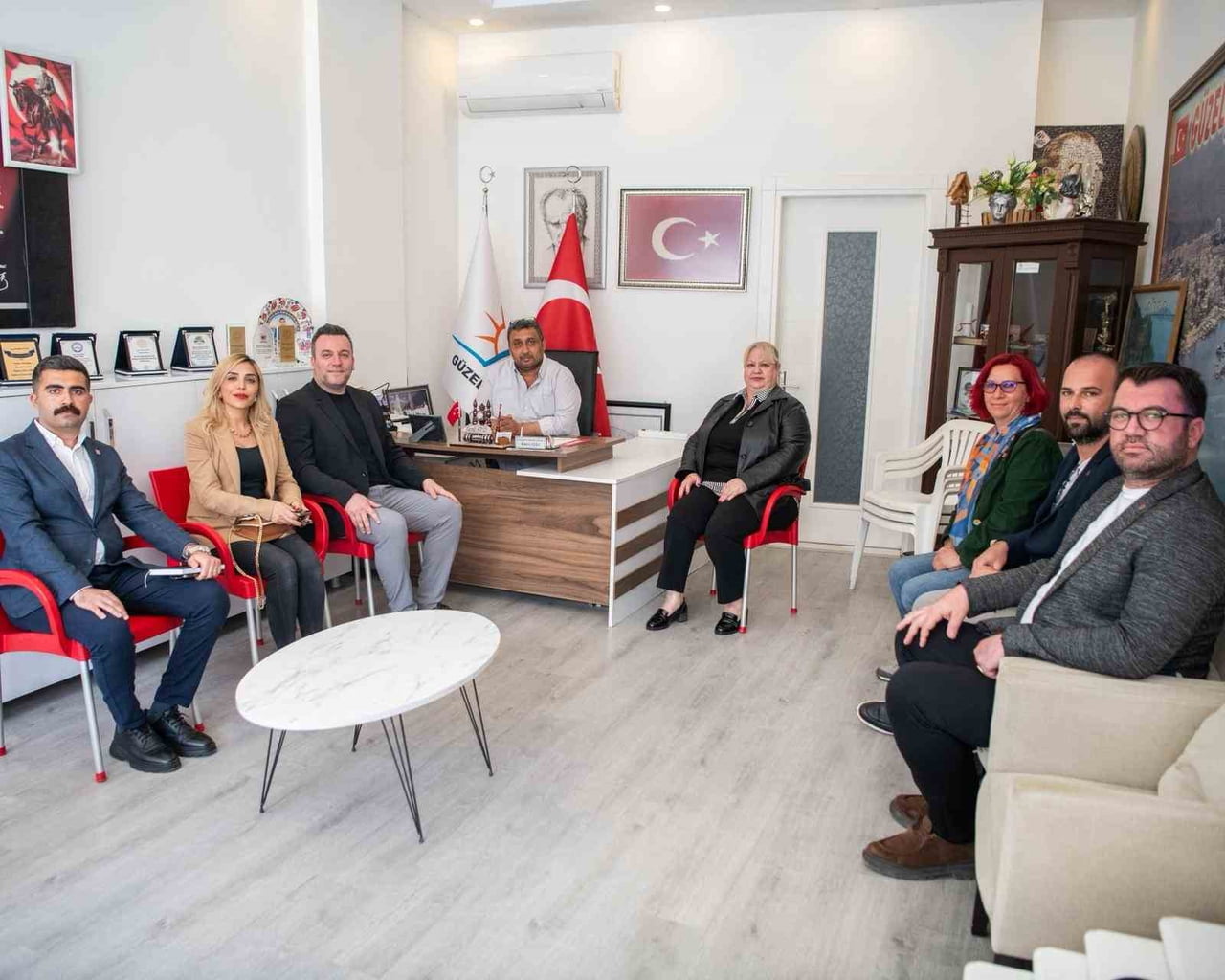 BAŞKAN VEKİLİ TAHSİN DEMİRTAŞ’TAN GÜZELÇAMLI MAHALLESİ’NE KAPSAMLI ZİYARET