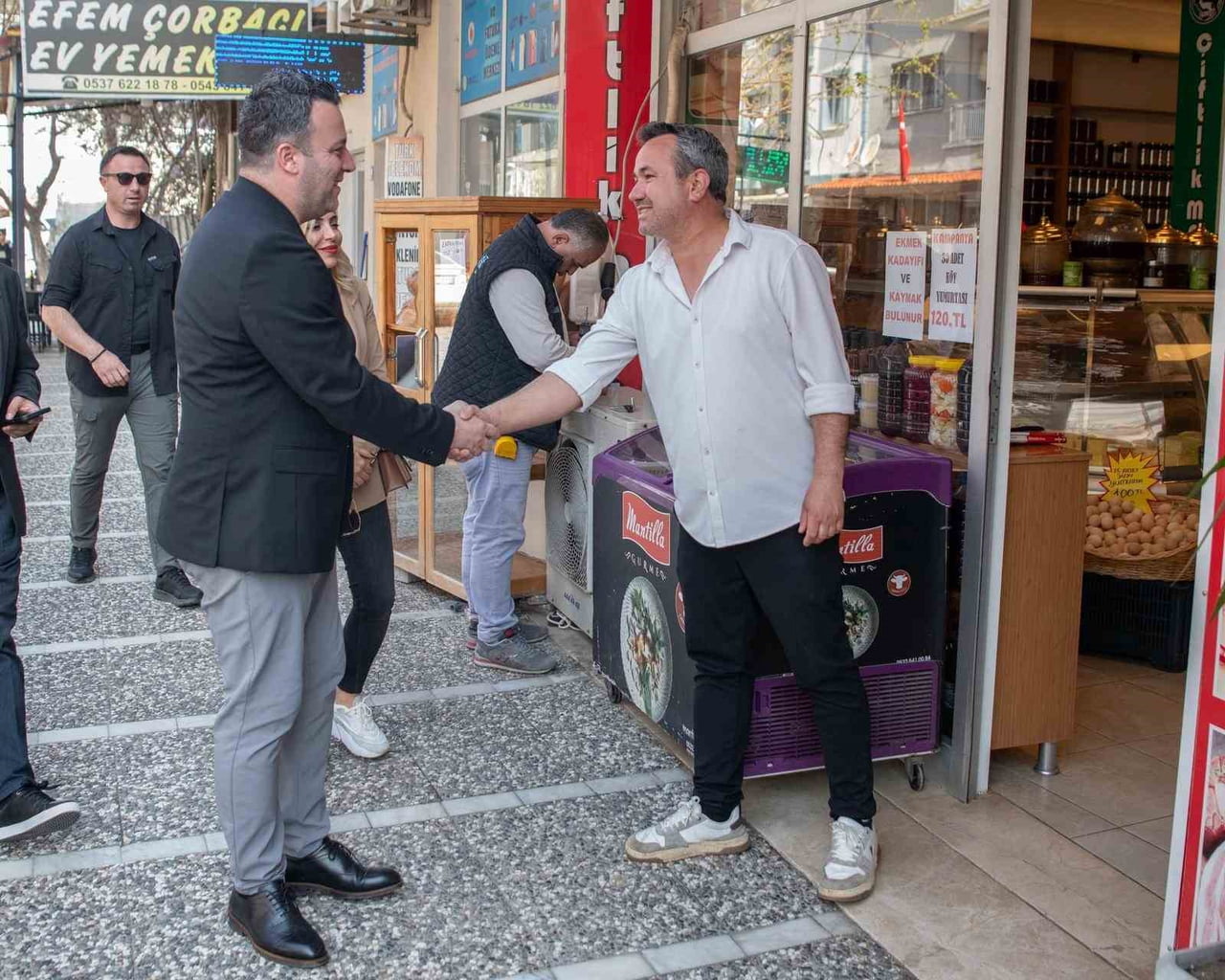 BAŞKAN VEKİLİ TAHSİN DEMİRTAŞ’TAN GÜZELÇAMLI MAHALLESİ’NE KAPSAMLI ZİYARET