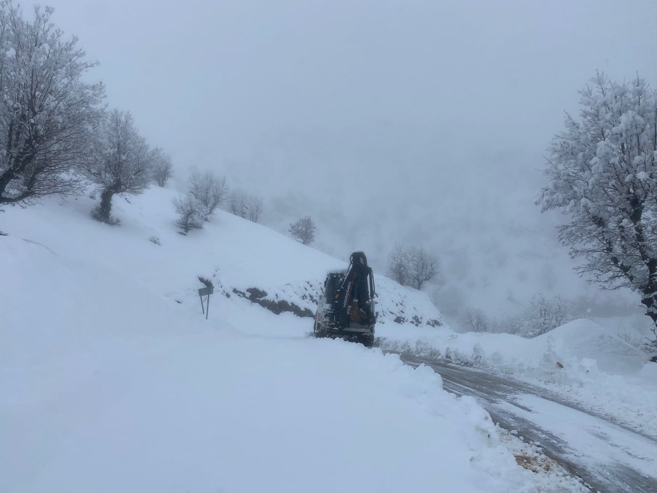 BATMAN’DA 5 AYDIR KAPALI OLAN İLÇELER ARASI YOL ULAŞIMA AÇILDI