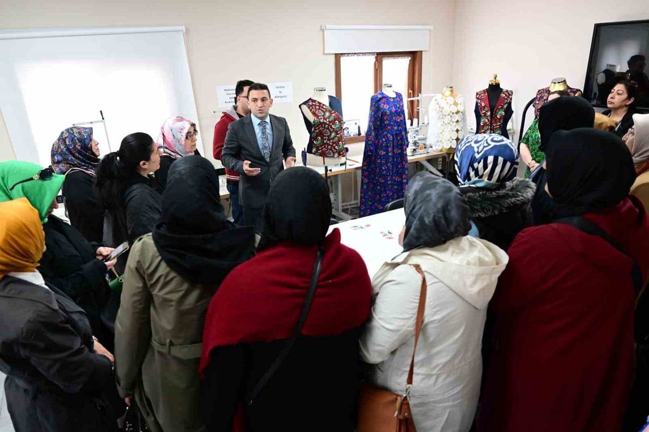 BATTALGAZİ’DE PROJELER KADIN KOLLARINA TANITILDI