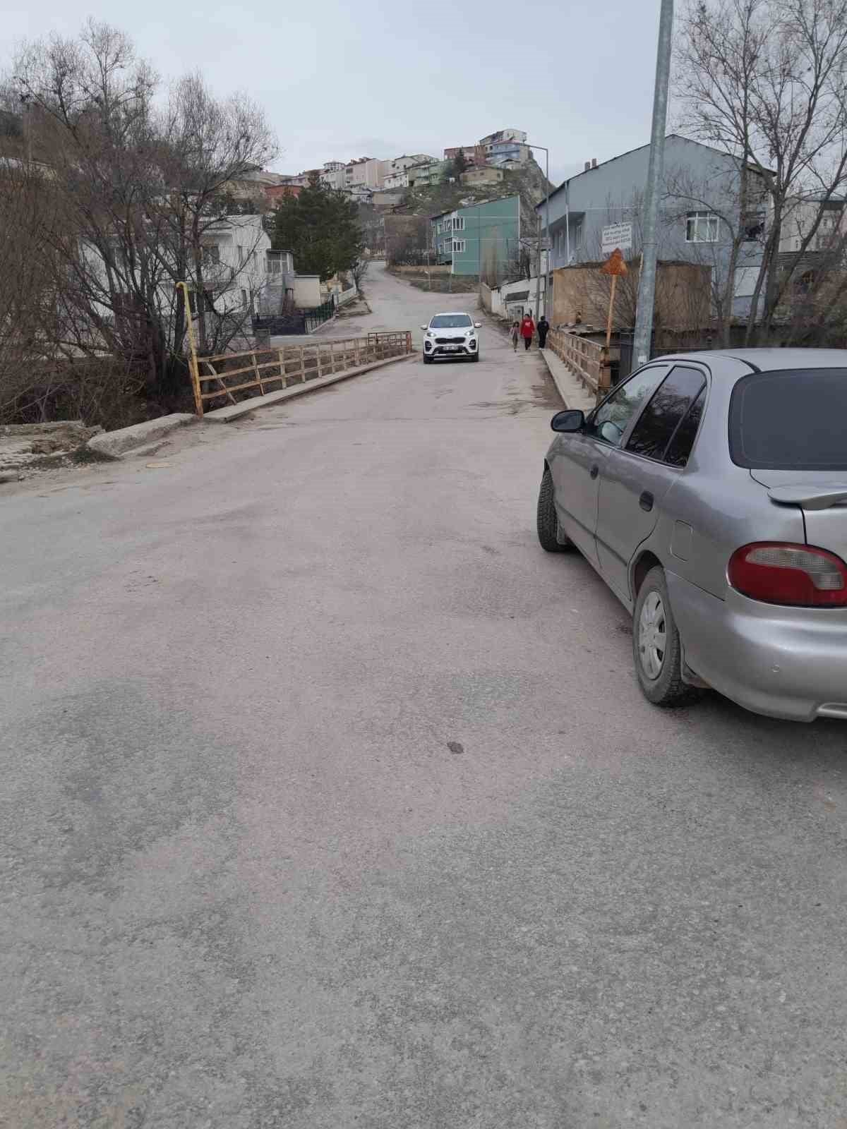 BAYBURT KENT KONSEYİ’NDEN KALEARDI KÖPRÜSÜ İÇİN YENİLEME ÇAĞRISI