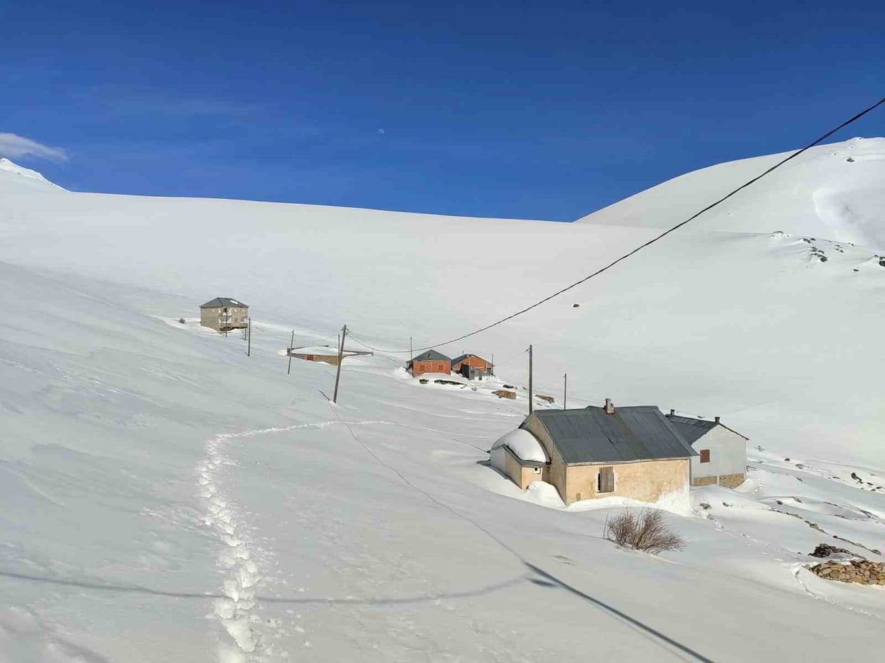 BAYBURT’TA AYI SALDIRILARININ YAŞANDIĞI YAYLADA ULAŞIM SORUNU SÜRÜYOR