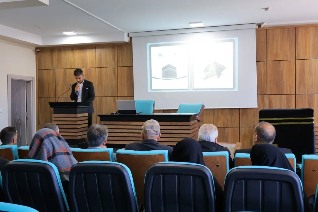 BAYBURT’TA HACI ADAYLARI SEMİNERDE BİLGİLENDİRİLDİ