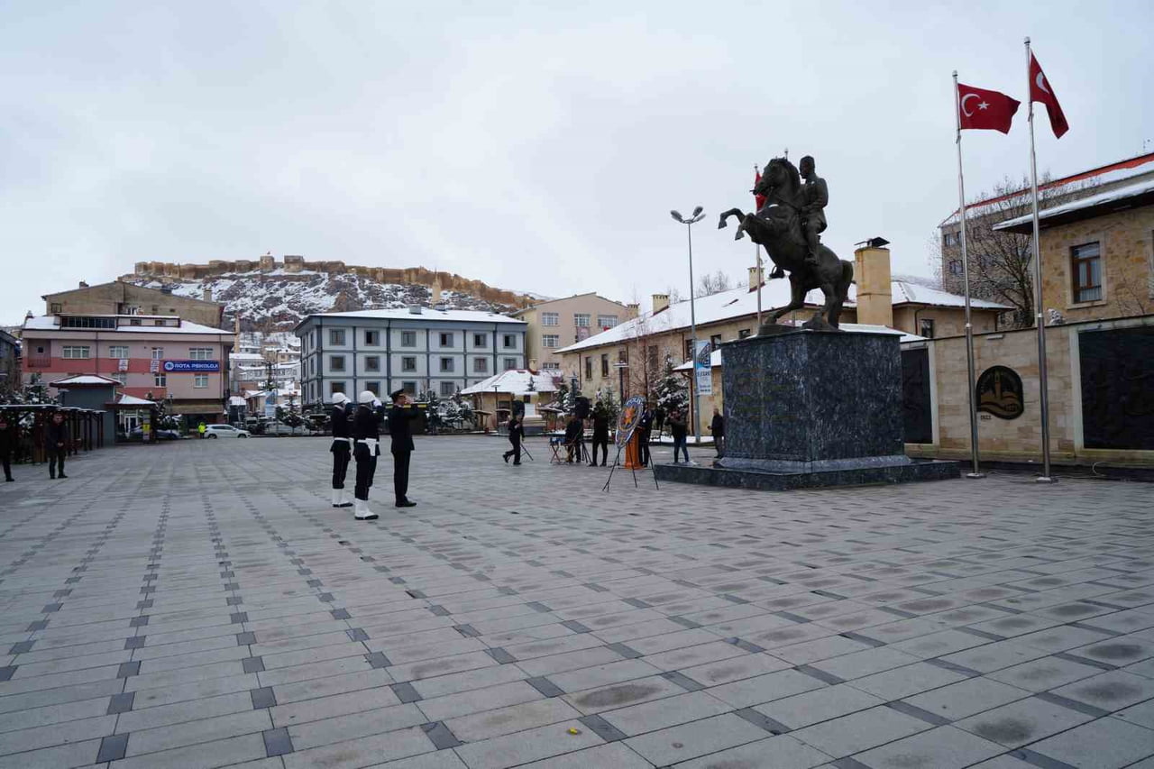 BAYBURT’TA POLİS HAFTASI TÖRENLE KUTLANDI