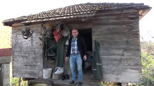 Baykuş ile çiftçinin 20 yıllık dostluğu: Her yıl aynı ambara yuvalıyor