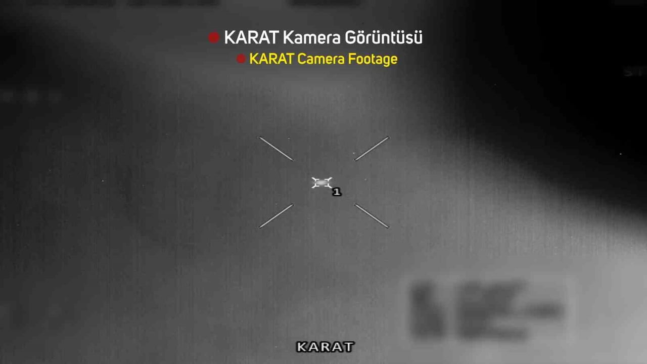 BAYRAKTAR KIZILELMA, ASELSAN KARAT KIZILÖTESİ ARAMA VE TAKİP SİSTEMİ (IRST) İLE TEST UÇUŞU...