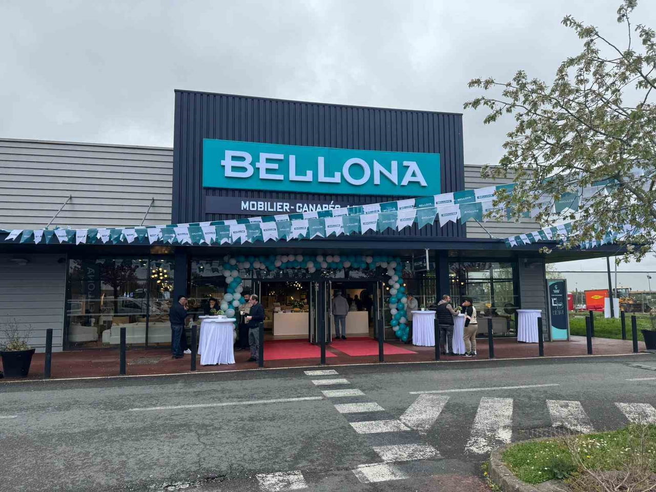 BELLONA, FRANSA'NIN CORBEİL-ESSONNES/PARİS BÖLGESİNDE YENİ MAĞAZASININ AÇILIŞIYLA AVRUPA'DAKİ...