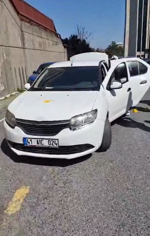 BEŞİKTAŞ İSRAİL KONSOLOSLUĞUNU ÖNÜNDE POLİS EKİPLERİYLE ÇATIŞAN TERÖRİSTLERİN OLAY YERİNE GELDİĞİ...