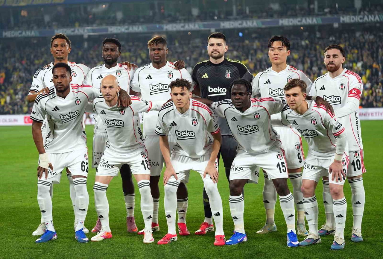 BEŞİKTAŞ TEKNİK DİREKTÖRÜ SERGEN YALÇIN, SÜPER LİG’DE MİLLİ ARADAN ÖNCE 2-1 KAZANDIKLARI KASIMPAŞA...