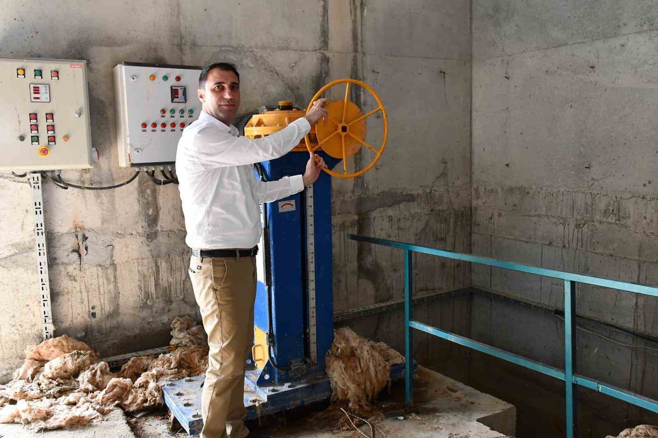 BEYLİKOVA BELEDİYESİ, TARIMSAL ÜRETİMİ DESTEKLEMEK VE ÇİFTÇİLERİN SU İHTİYACINI KARŞILAMAK...