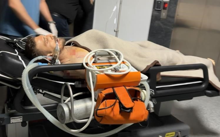 BIÇAKLANARAK AĞIR YARALANAN GÖKHAN ISI (FOTOĞRAFTA) HAYATINI KAYBETTİ. (ARŞİV)