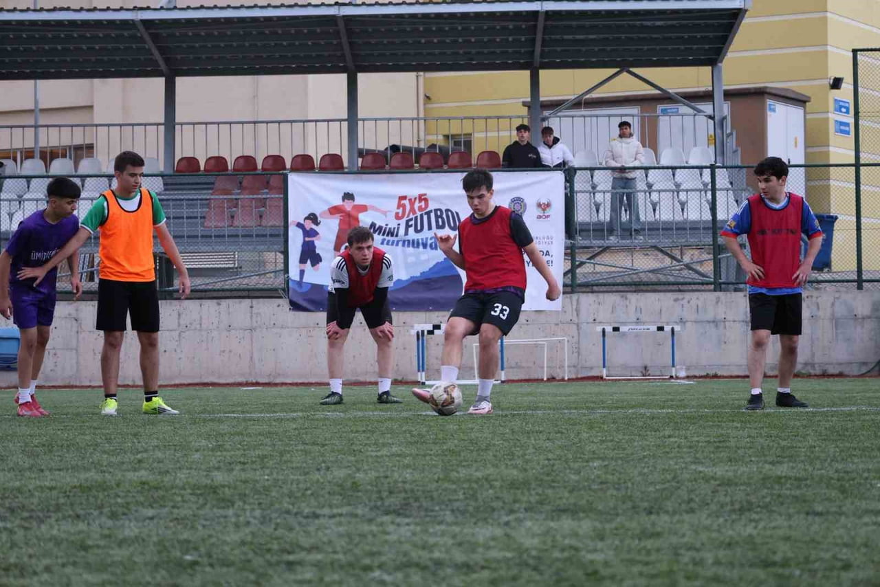 BİLECİK’TE 5X5 FUTBOL TURNUVASI BAŞLADI