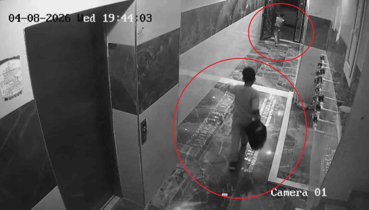 BİNADAN ÇIKMA ANLARI (GÜVENLİK KAMERASI GÖRÜNTÜLERİ)