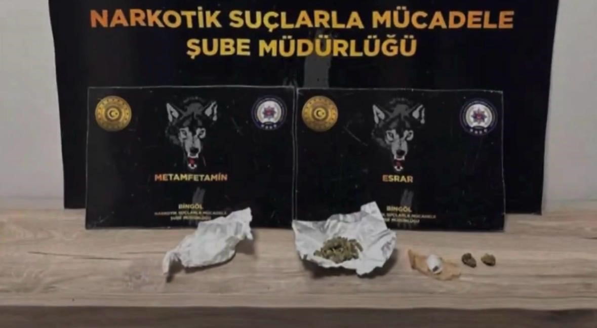 BİNGÖL’DE POLİS EKİPLERİ TARAFINDAN UYUŞTURUCUYLA MÜCADELE KAPSAMINDA DÜZENLENEN OPERASYONDA 1...