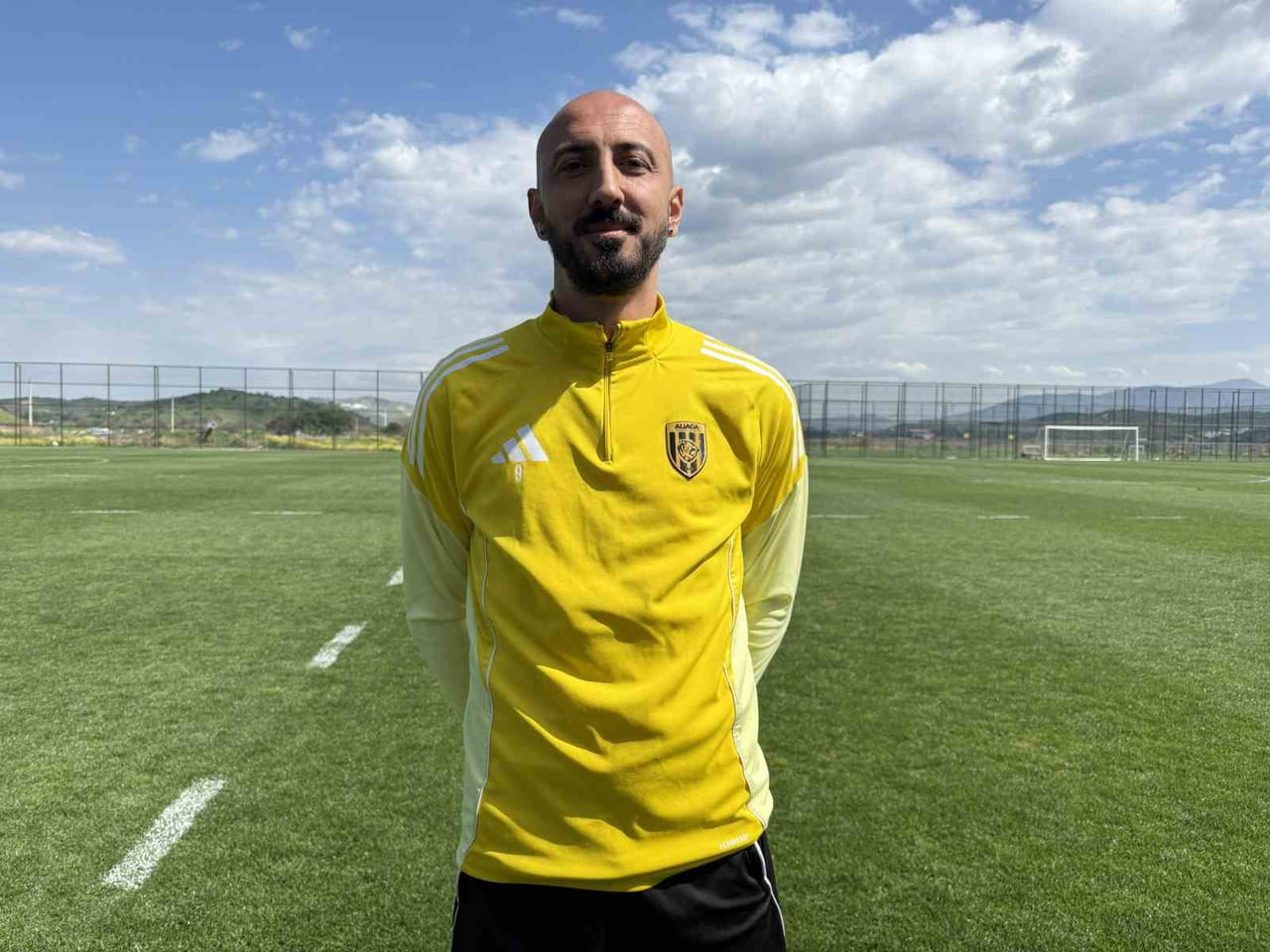 BİR ZAMANLAR TÜRK MİLLİ TAKIMI'NIN FORMASINI TERLETEN TECRÜBELİ OYUNCU AHMET İLHAN ÖZEK, "A MİLLİ...