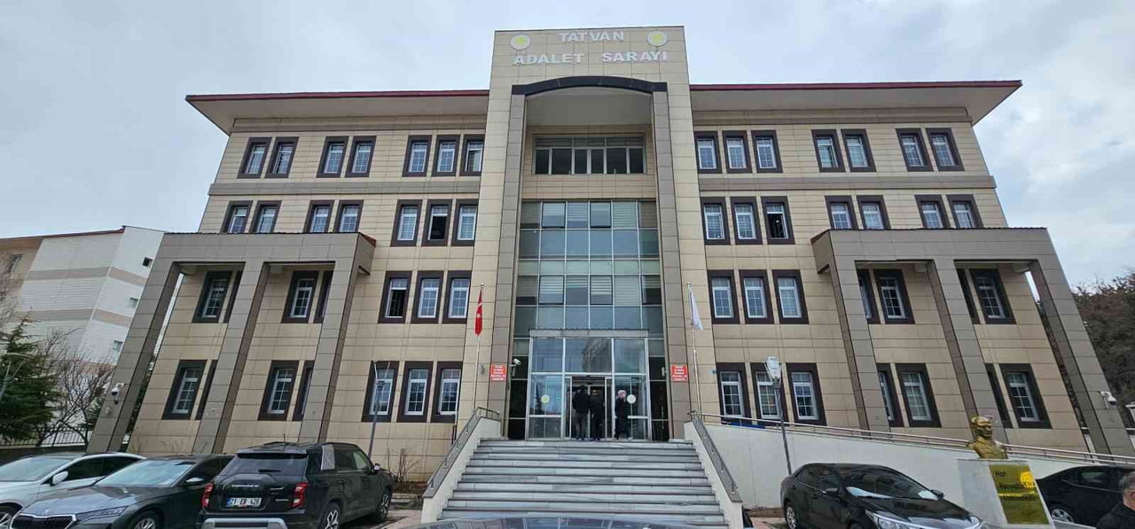 BİTLİS’İN TATVAN CUMHURİYET BAŞSAVCISI MEHMET ATEŞ, 2025 YILI BÜRO VE SUÇ BAZLI İSTATİSTİK...