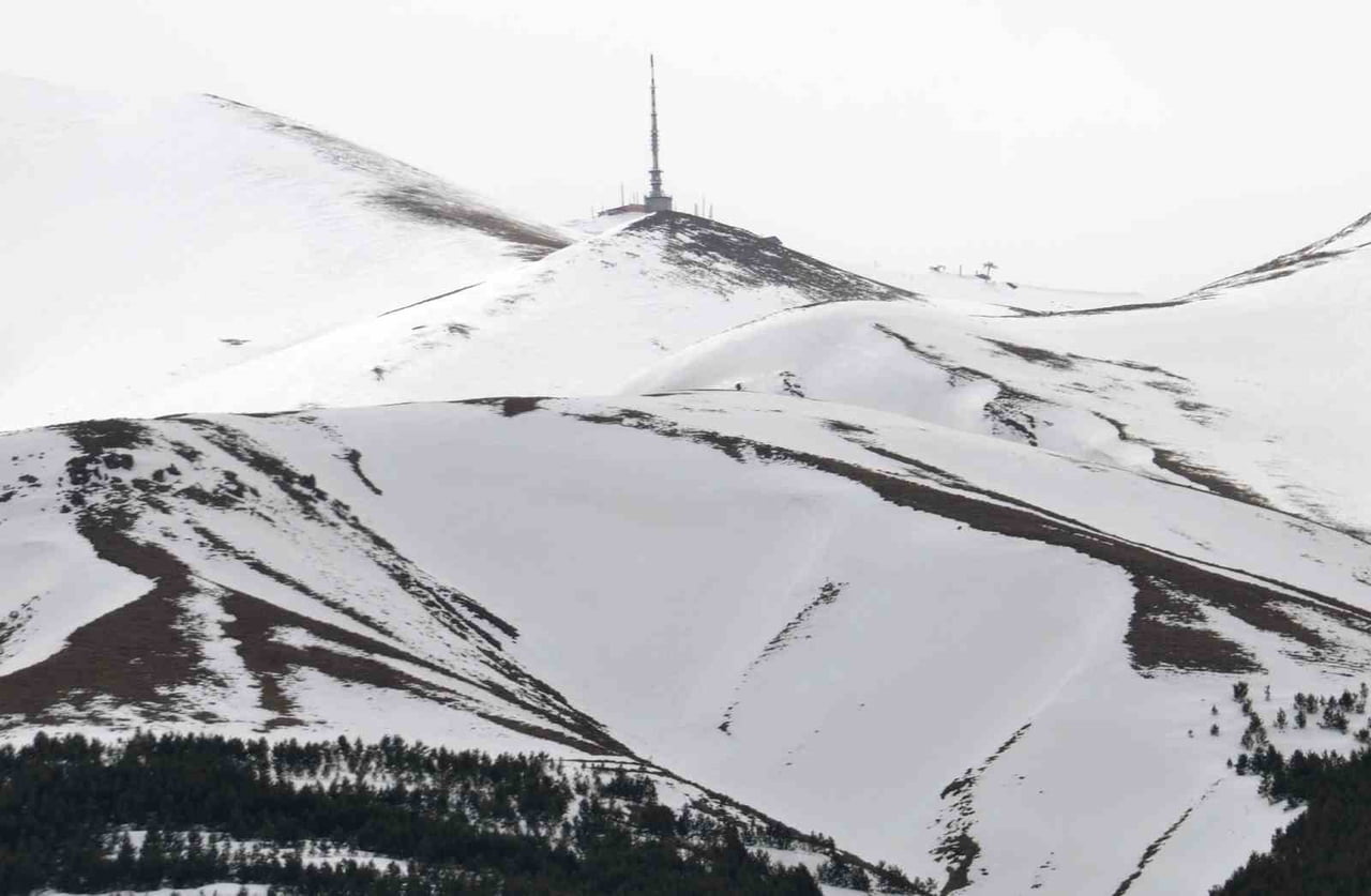 BÖLGE GENELİNDE HAVANIN PARÇALI VE ZAMANLA AZ BULUTLU GEÇECEĞİ, SABAH GECE SAATLERİNDE BUZLANMA VE...