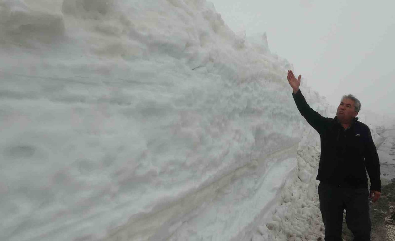 BÖLGEYE YAKIN YERLERDEN GÜZELOLUK MAHALLESİ'NİN MUHTARI İBRAHİM DOĞAN," BURASI MERSİN ERDEMLİ...