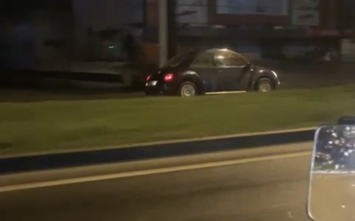 BOLU'DA D-100 KARA YOLUNDA TERS ŞERİDE GİREREK KİLOMETRELERCE İLERLEYEN OTOMOBİL SÜRÜCÜSÜ...