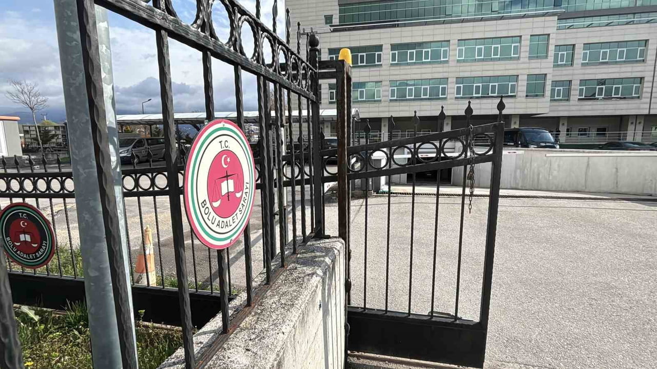 BOLU'DA SABAH SAATLERİNDE JANDARMA EKİPLERİ TARAFINDAN YAPILAN OPERASYONLA GÖZALTINA ALINAN 2 KİŞİ...