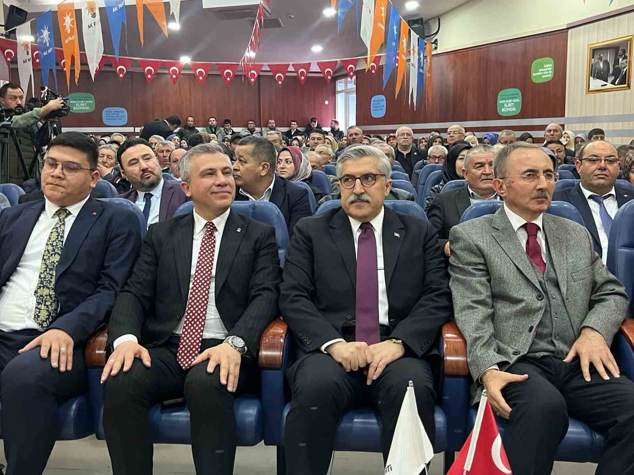 BOLU’DA CHP’Yİ HEDEF ALAN AK PARTİ GENEL BAŞKAN YARDIMCISI HÜSEYİN YAYMAN, "SİZİN İÇİNE GİRDİĞİNİZ...