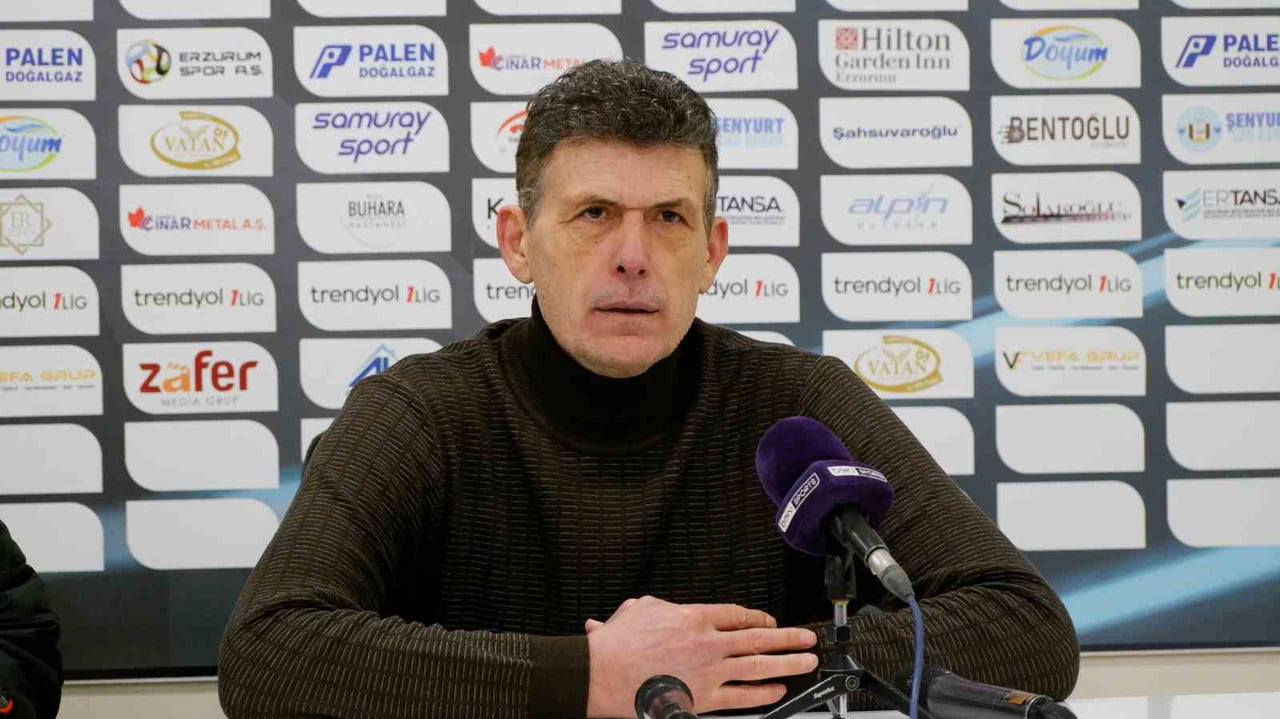 BOLUSPOR TEKNİK DİREKTÖRÜ NEVZAT DİNÇBUDAK