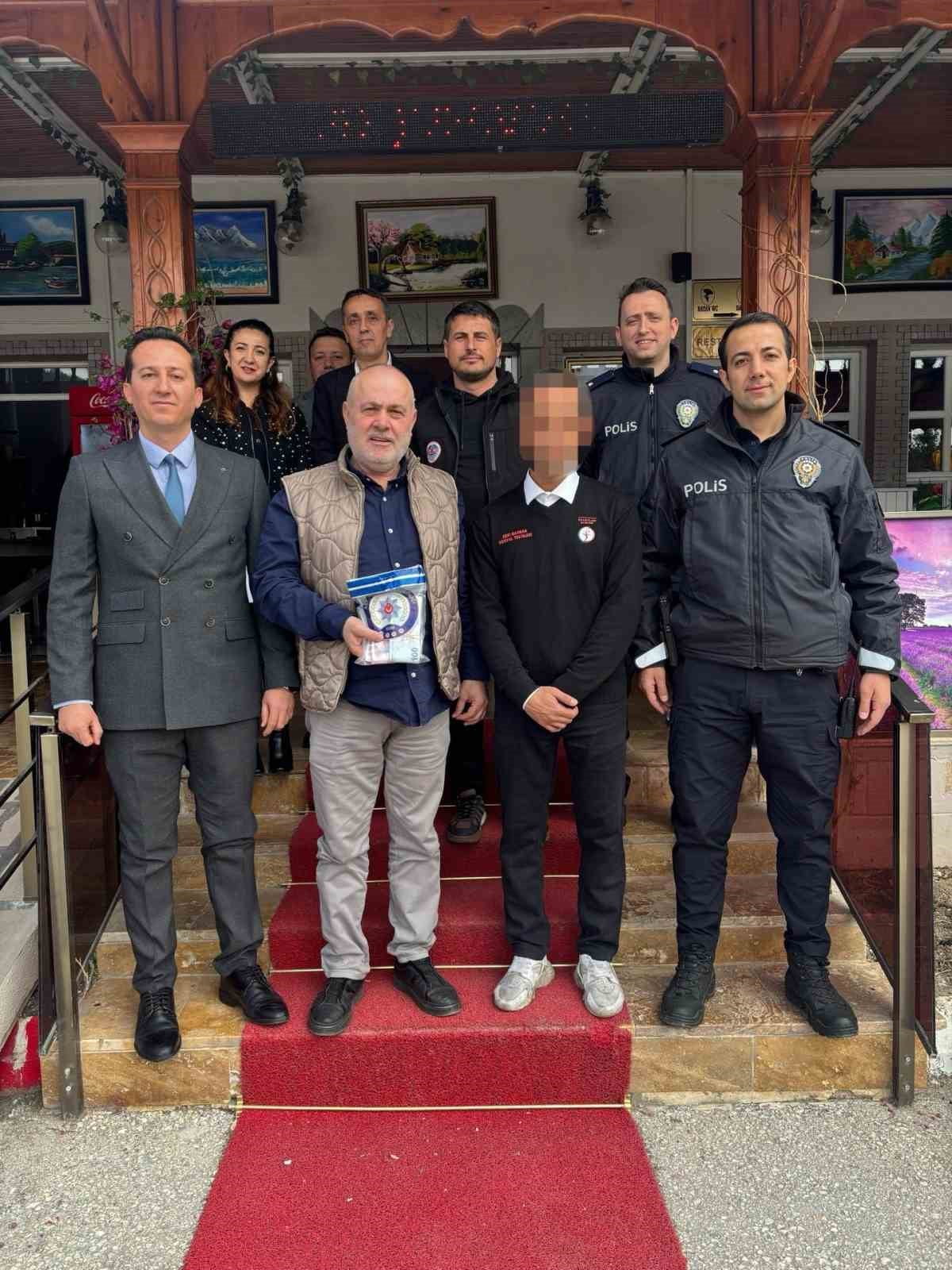 BOZÜYÜK AÇIK CEZA EVİ HÜKÜMLÜ 1