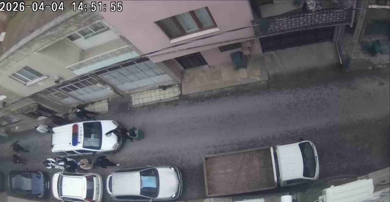 BURSA'DA EMEKLİ POLİS OLAN EŞİNİ ÖLDÜRDÜKTEN SONRA CESEDİNİ PARÇALARA AYIRIP ÇÖP KONTEYNERLERİNE...