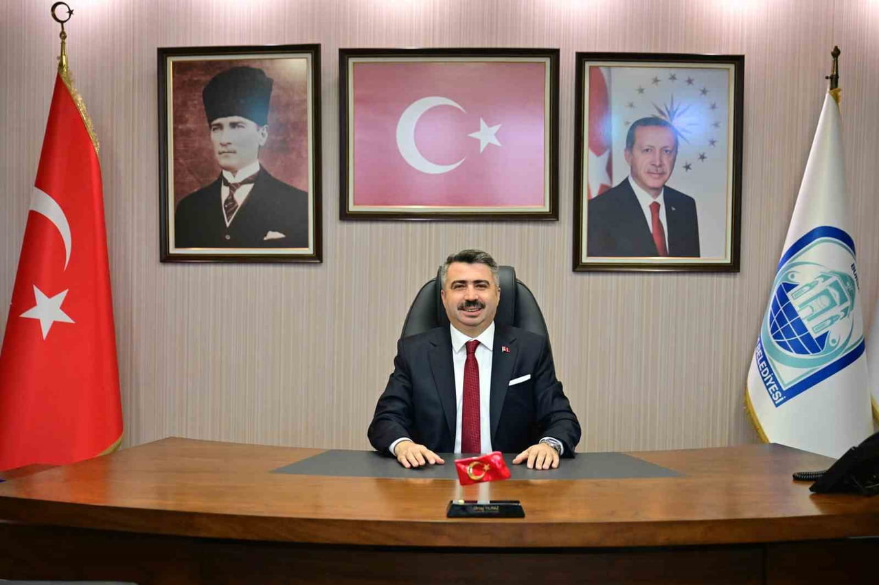 BURSA'DA YILDIRIM BELEDİYESİ, HAYATIN HER ALANINDA DESTEKLEDİĞİ GENÇLER İÇİN YENİ BİR PROJEYİ DAHA...
