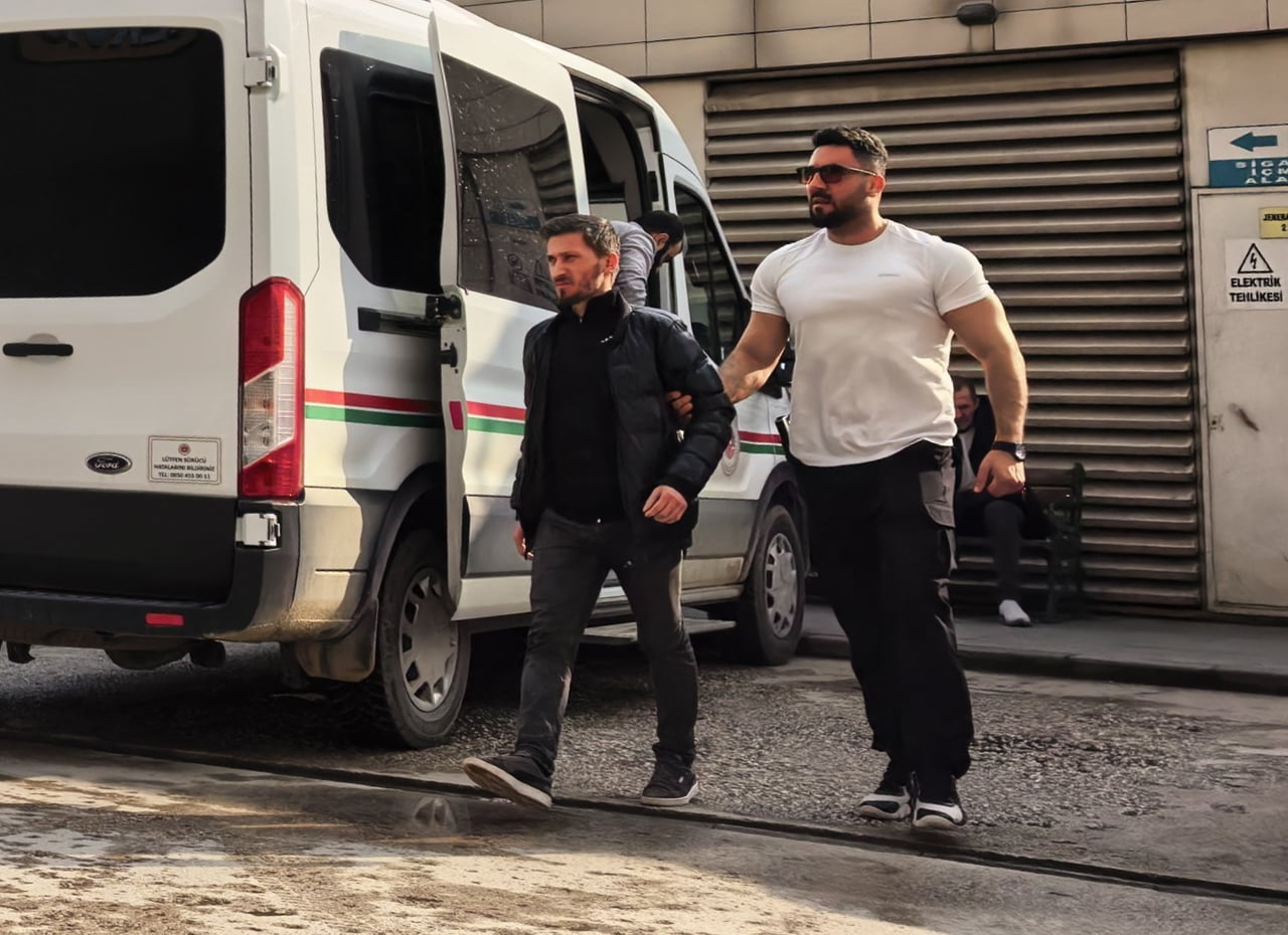 BURSA'NIN İNEGÖL İLÇESİNDE NARKOTİK BÜRO AMİRLİĞİ EKİPLERİNİN GERÇEKLEŞTİRDİĞİ OPERASYONDA...