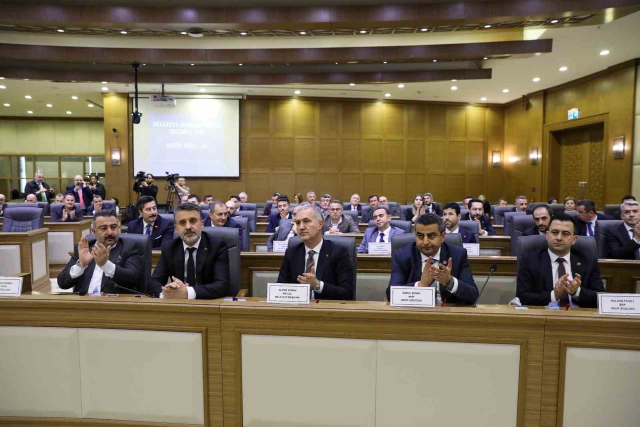 BURSA BÜYÜKŞEHİR BELEDİYE MECLİSİ’NİN OLAĞANÜSTÜ TOPLANTISINDA BAŞKANVEKİLLİĞİNE ŞAHİN BİBA...