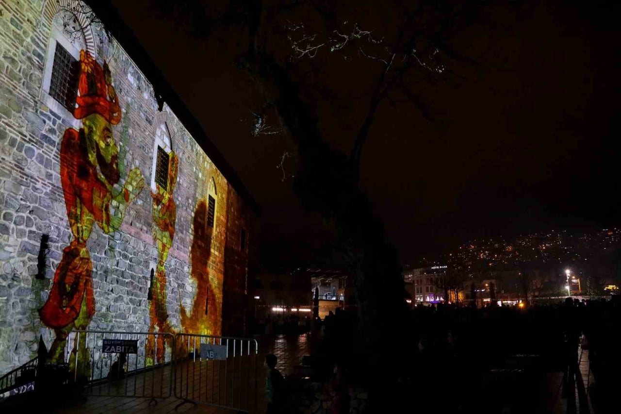 BURSA BÜYÜKŞEHİR BELEDİYESİ, FETHİN 700. YILI ETKİNLİKLERİ KAPSAMINDA PİRİNÇ HAN DUVARLARINI VE...