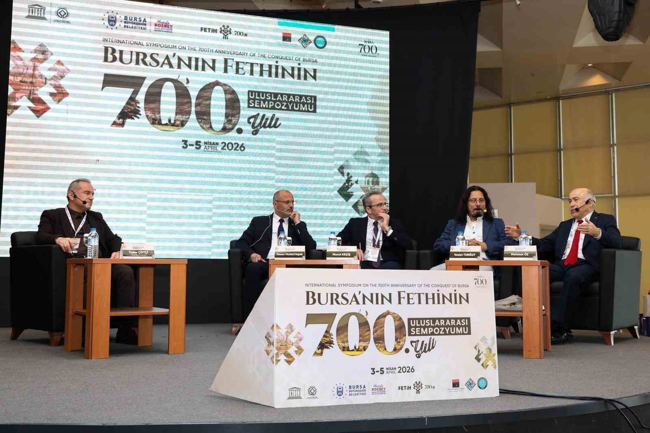 BURSA BÜYÜKŞEHİR BELEDİYESİ’NİN DÜZENLEDİĞİ ‘BURSA’NIN FETHİ’NİN 700. YILI ULUSLARARASI...