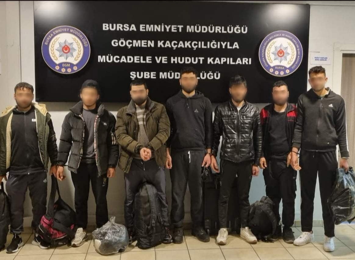 BURSA’DA DÜZENSİZ GÖÇLE MÜCADELE KAPSAMINDA YÜRÜTÜLEN ÇALIŞMALAR SONUCU, KİRALIK EV GÖRÜNÜMÜ...