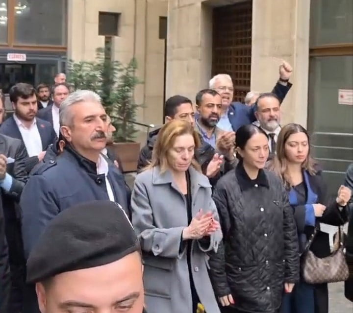 BURSA’DA YÜRÜTÜLEN SORUŞTURMA KAPSAMINDA ARALARINDA MUSTAFA BOZBEY’İN DE BULUNDUĞU 30 KİŞİ...