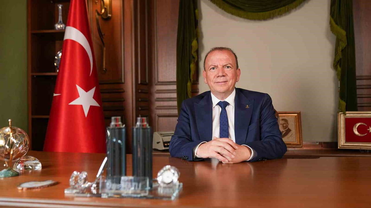 BURSA TB YÖNETİM KURULU BAŞKANI ÖZER MATLI, GIDA ETİKETLERİNDE YAPILAN DÜZENLEMELERİ MEMNUNİYETLE...