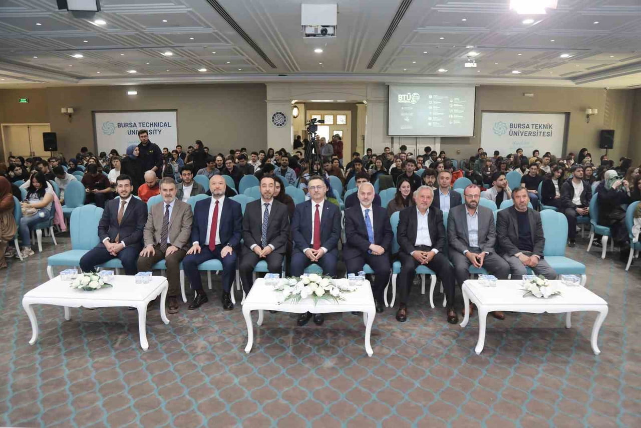 BURSA TEKNİK ÜNİVERSİTESİ (BTÜ) TARAFINDAN HER HAFTA ÇARŞAMBA GÜNÜ DÜZENLENEN BTÜ KONUŞMALARI'NIN...