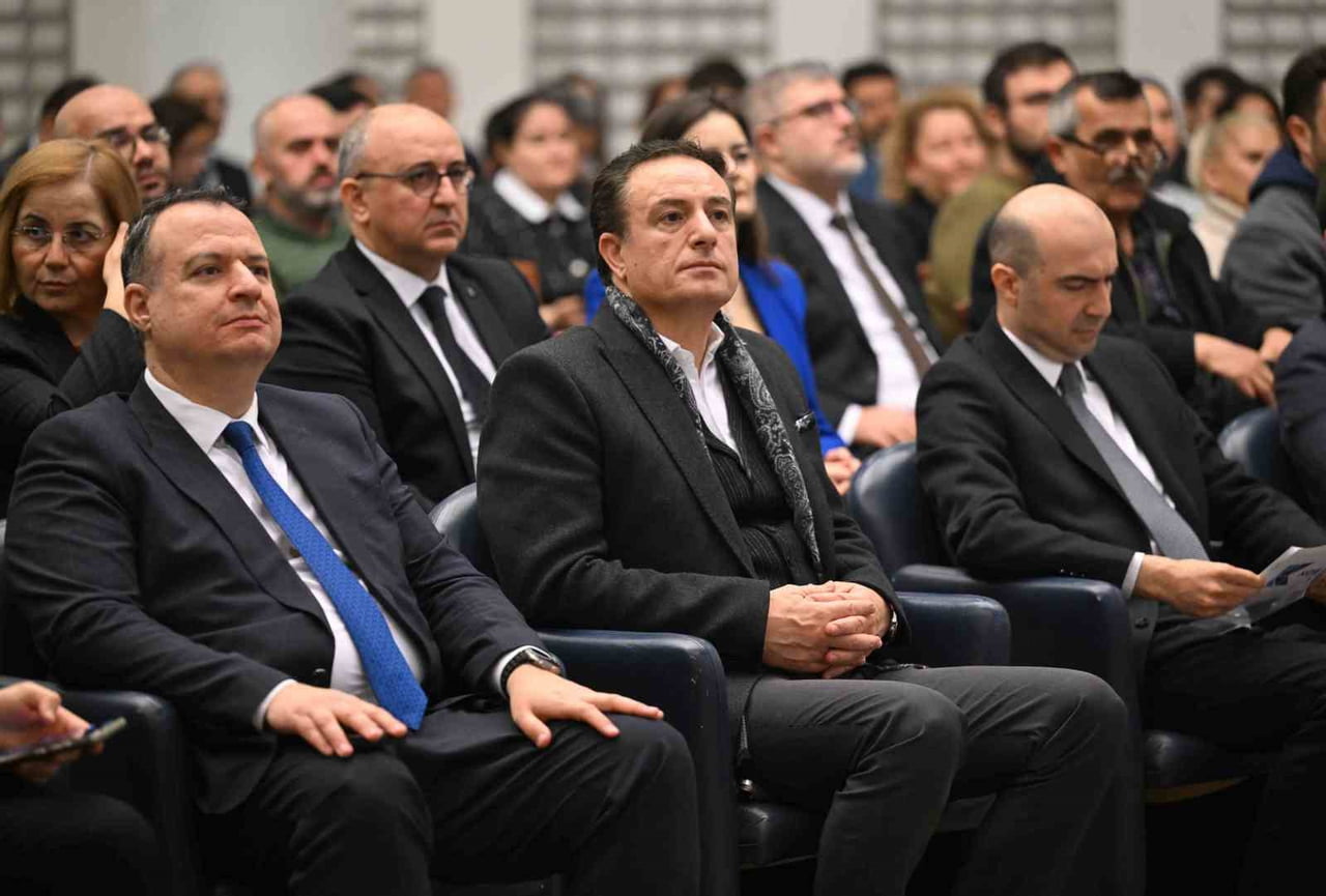 BURSA TİCARET VE SANAYİ ODASI (BTSO) EV SAHİPLİĞİNDE GERÇEKLEŞTİRİLEN “KOBİ’LER İÇİN DİJİTALLEŞME...