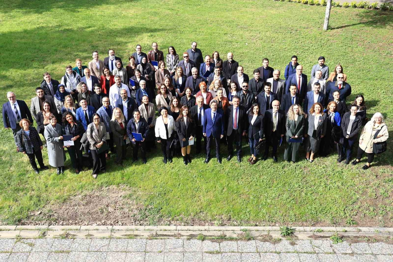 BURSA ULUDAĞ ÜNİVERSİTESİ (BUÜ) AR-GE KOORDİNATÖRLÜĞÜ, ARAŞTIRMA ÜNİVERSİTESİ KİMLİĞİNİ PEKİŞTİRME...