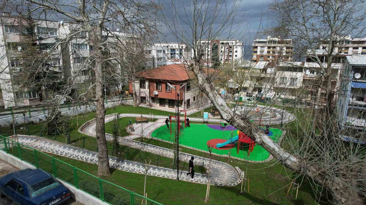 BURSA-YILDIRIM BELEDİYESİ, İLÇEDEKİ PARK VE YEŞİL ALANLARDA BAKIM, ONARIM VE YENİLEME...