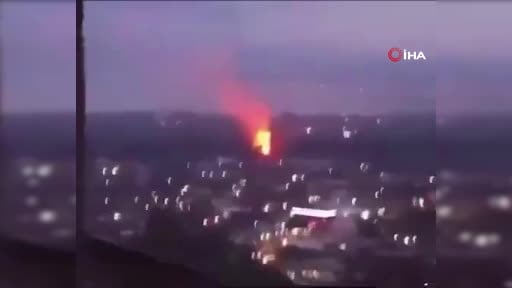 Burundi'nin Bujumbura kentine bağlı Musaga bölgesinde ordunun ana mühimmat deposunda elektrik...