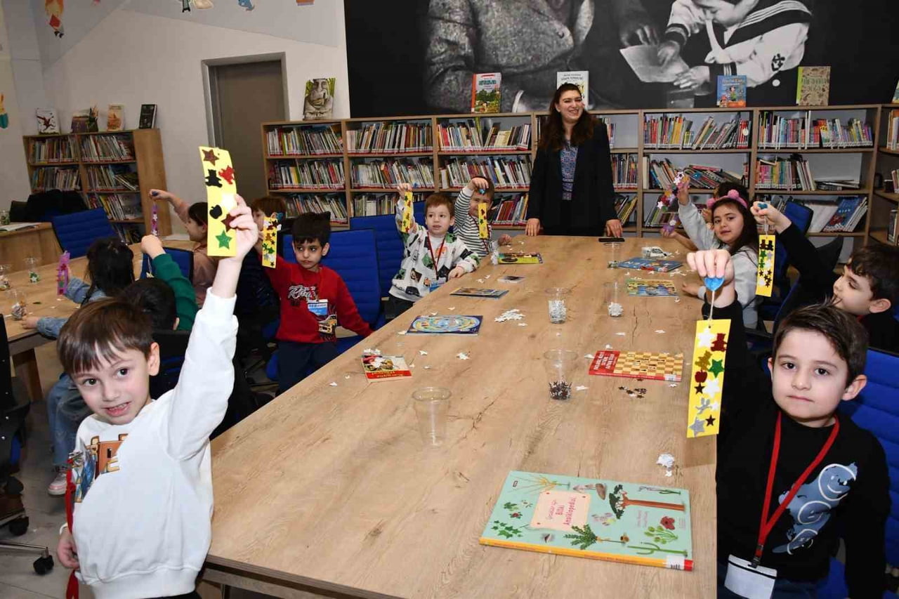 BÜYÜKŞEHİR’İN KÜTÜPHANE HAFTASI ETKİNLİKLERİNE YOĞUN İLGİ