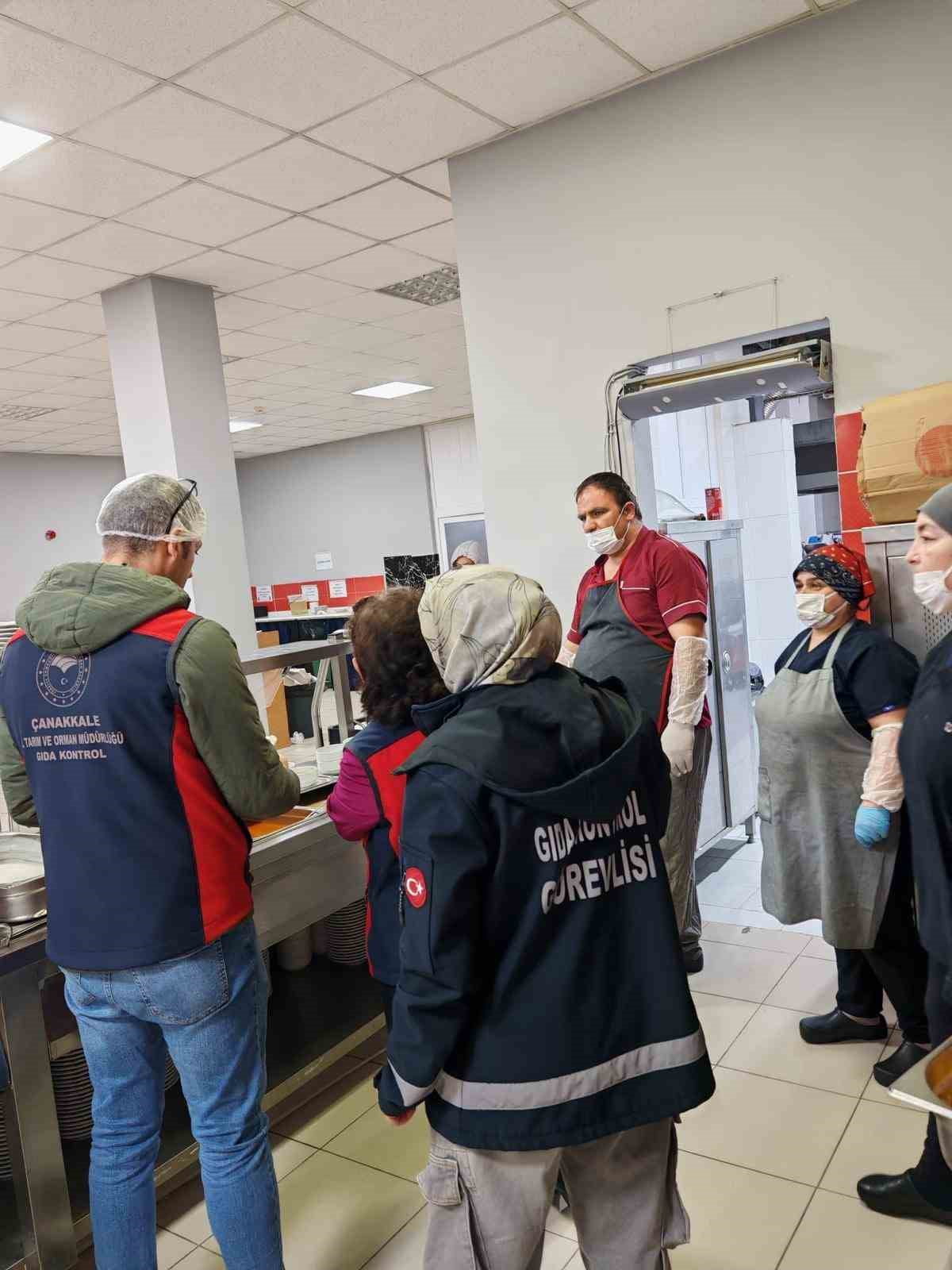 ÇANAKKALE’DE YÜKSEK ÖĞRENİM YURT YEMEKHANELERİNE DENETİM GERÇEKELEŞTİRİLDİ.