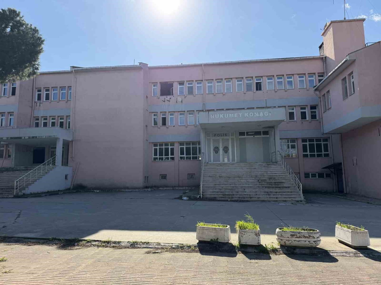 ÇANAKKALE’NİN GELİBOLU İLÇESİNDE ESKİ KAYMAKAMLIK BİNASI RESTORASYON KARŞILIĞI KONUK EVİ VE...