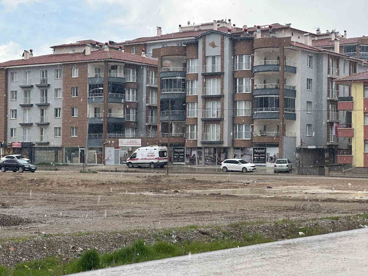 ÇANKIRI’DA 2 GÜNDÜR YÜKSEK KESİMLERDE YAĞAN KAR, HAVA SICAKLIĞININ DÜŞMESİNİN ARDINDAN İL...