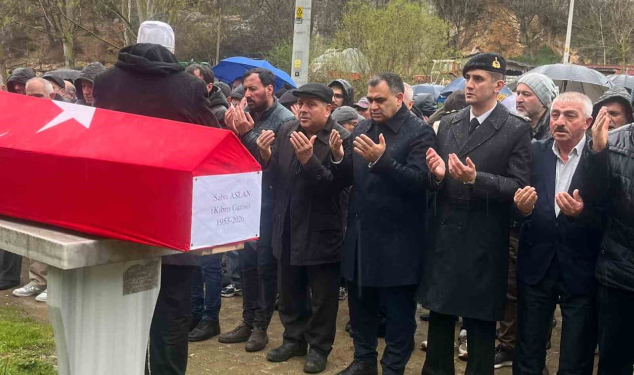 CENAZESİ MEMLEKETİ KIRKLARELİ’NİN VİZE İLÇESİNE BAĞLI SOĞUCAK KÖYÜNE GÖNDERİLEN KIBRIS GAZİSİ...