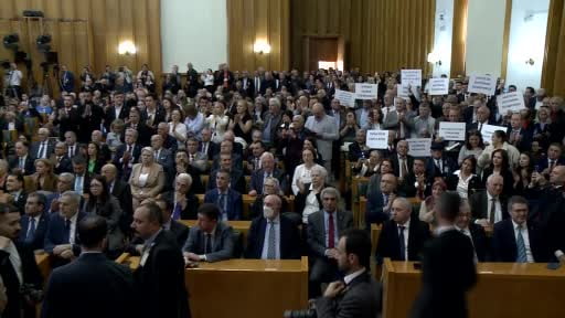 CHP lideri Özel: "Polisin 12 - 24 ve 12 - 36 çalışma saati bitmeli"