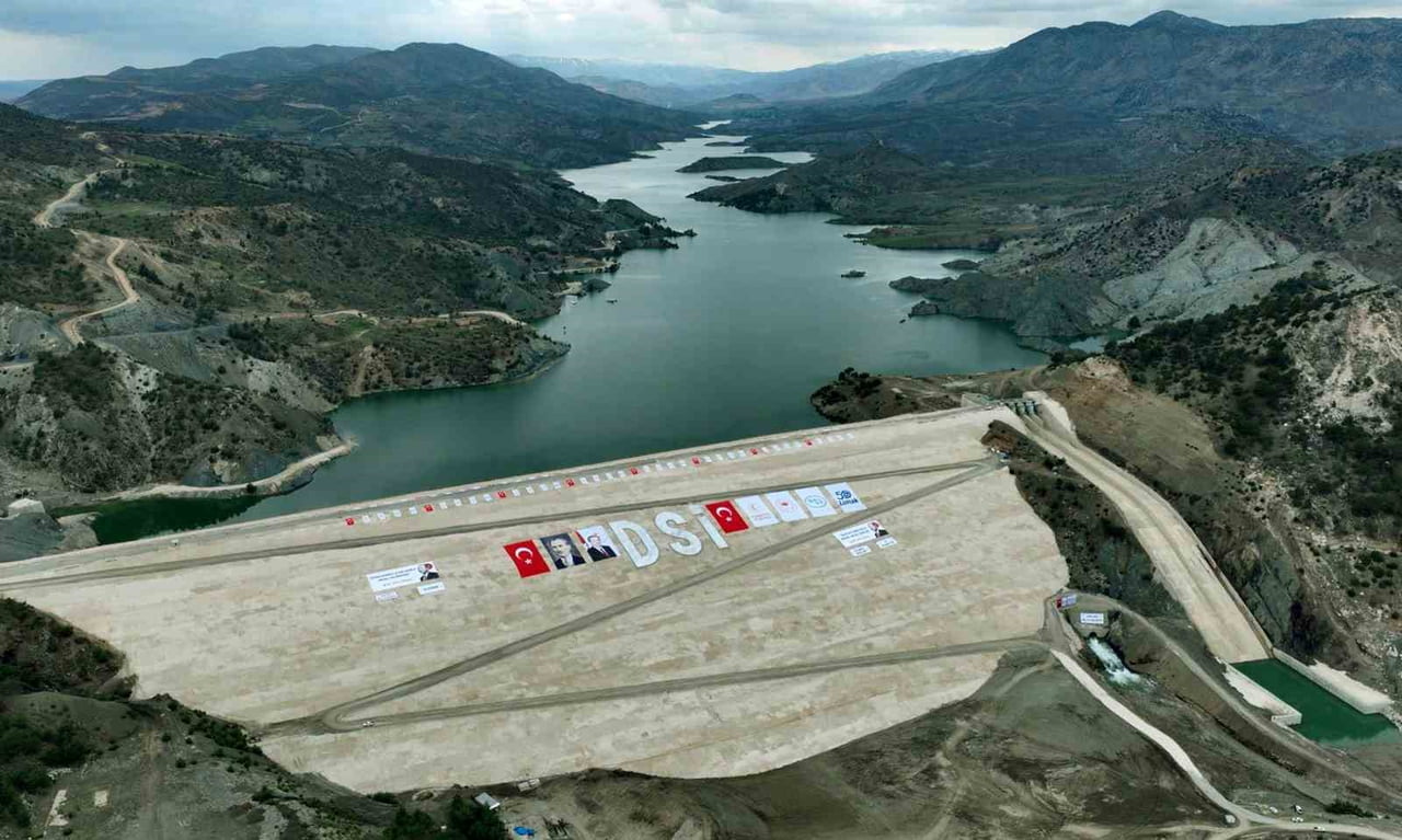 ÇİFTÇİLER, ÇETİNTEPE BARAJI’NIN ARABAN OVASI’NI SUYLA BULUŞTURACAĞI ZAMANI BEKLİYOR