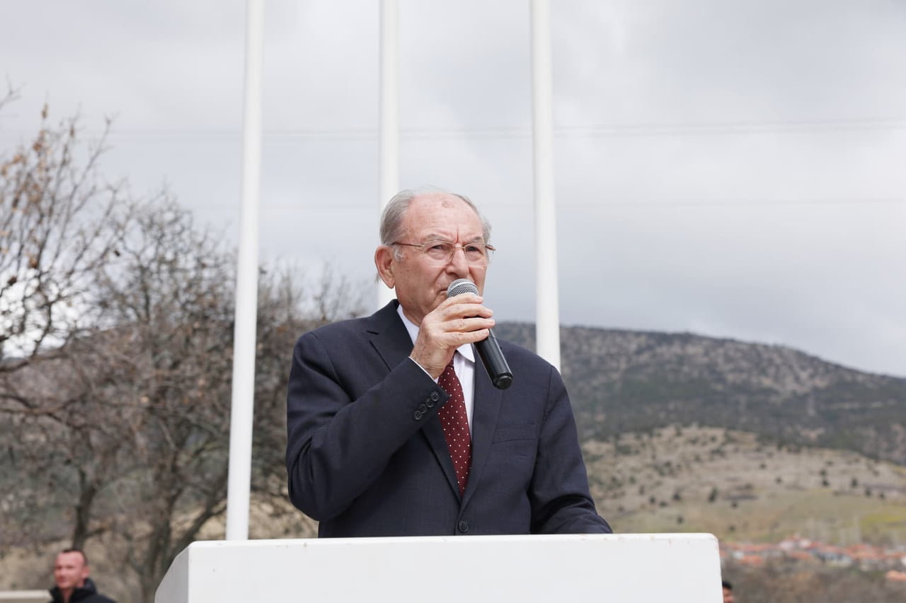 ÇİVRİL CABAR MAHALLESİNDE BULUNAN MİLLİ MÜCADELE ŞEHİTLİĞİNDE DÜZENLENEN PROGRAM İLE 105 YIL ÖNCE...