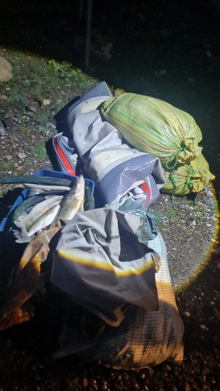 ÇORUM'DA KAÇAK BALIK AVCILIĞI YAPAN ŞAHISLAR FOTOKAPANLAR SAYESİNDE YAKALANDI.